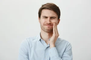 Find Best wisdom Tooth Extraction Doctor in Bibwewadi